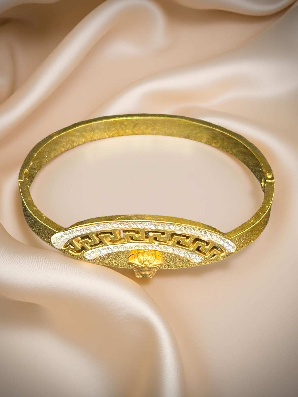 Anti Tarnish Golden Luxe Bracelet