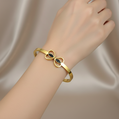 Gold hearts Bracelet