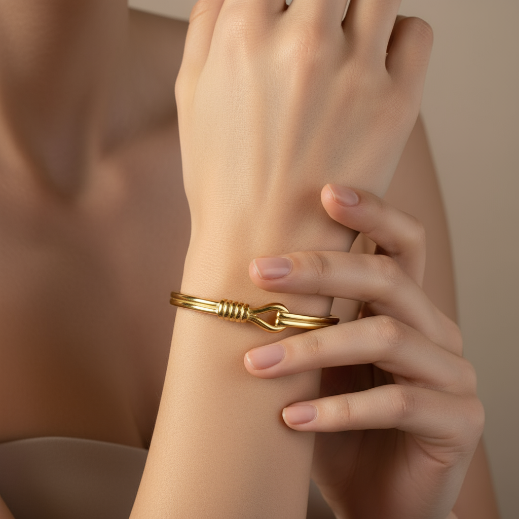 Minimal Gold Stainless Steel Knot Bracelet