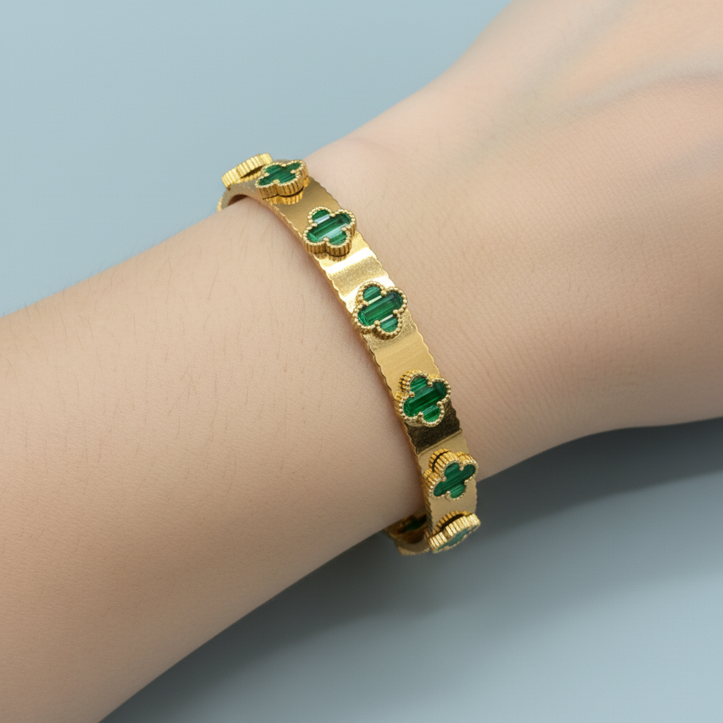 Emerald Clover Charm Bracelet – Gold Stainless Steel