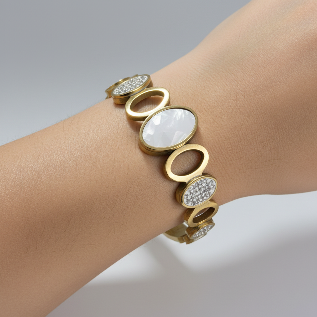 Crystal Oval Luxe Bracelet – Anti-Tarnish Gold