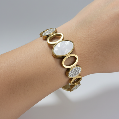Crystal Oval Luxe Bracelet – Anti-Tarnish Gold