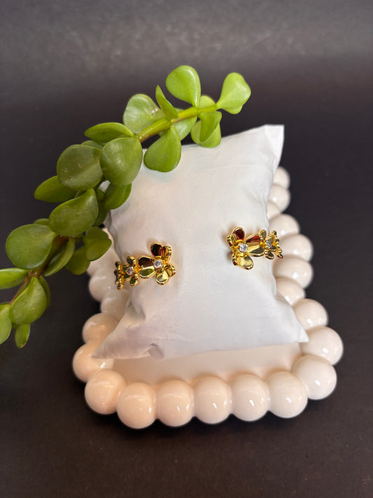 Flowery Open cuff Bracelet